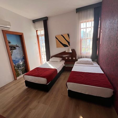 Sima Hotel 케메르 외부 사진